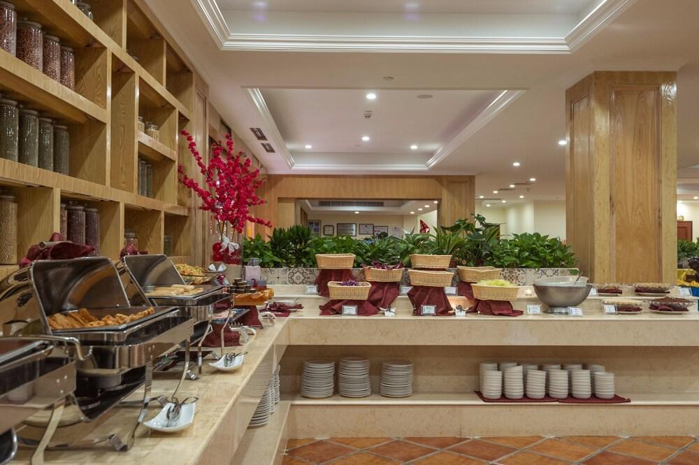 Golden Palm Resort Санья Екстер'єр фото